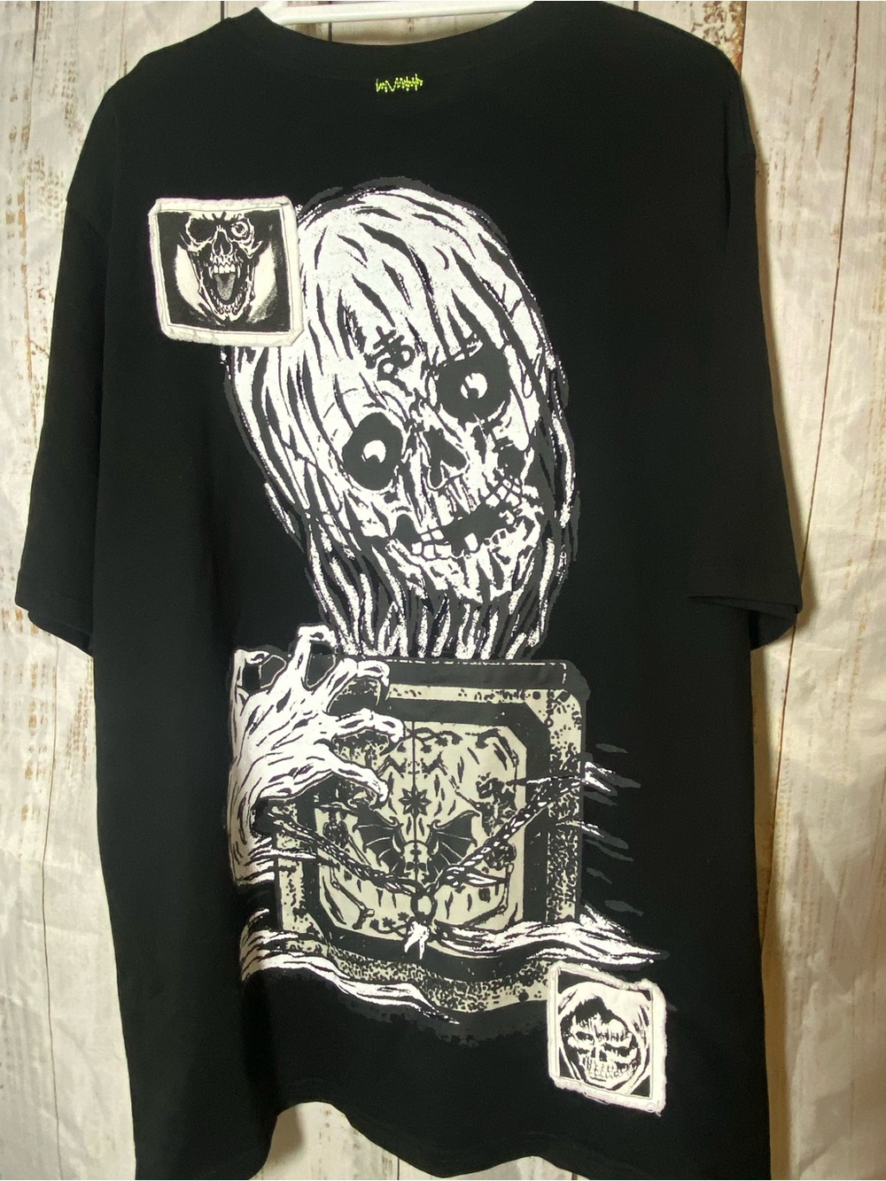 Twin Paranormal Black Graphic Skull Tee - 2xL